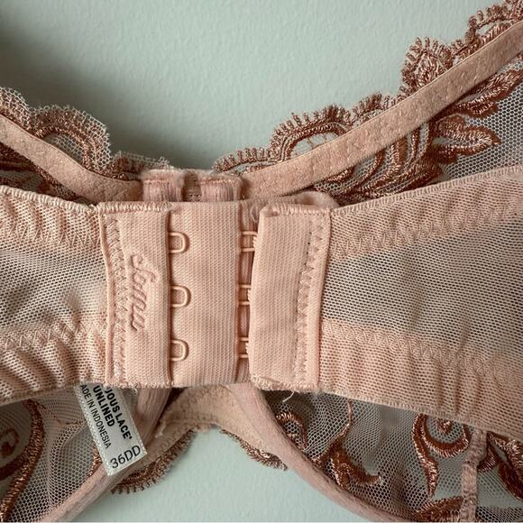 SOMA | Sensuous Lace Unlined Bra Size 36E - Picture 5 of 6